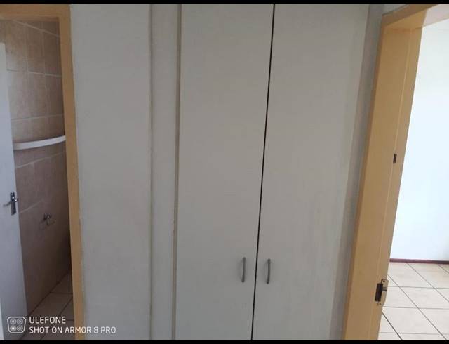 2 BEDROOM APARTMENT FOR SALE IN PARKDENE